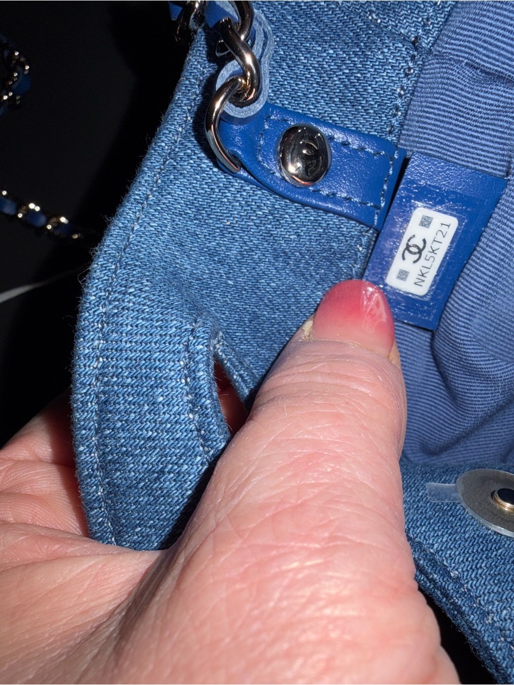 NWT CHANEL shopper 31 (nano)  Quilted Denim Mini Top-Handle Bag in Blue - Picture 14 of 16